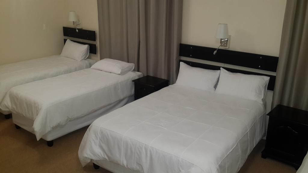 Victoria Hotel Bredasdorp Pokoj fotografie
